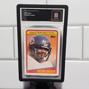 1998 Topps #5 Walter Payton Near Mint 8